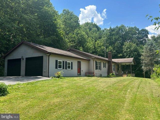 House for sale in Seven Valleys, Pennsylvania