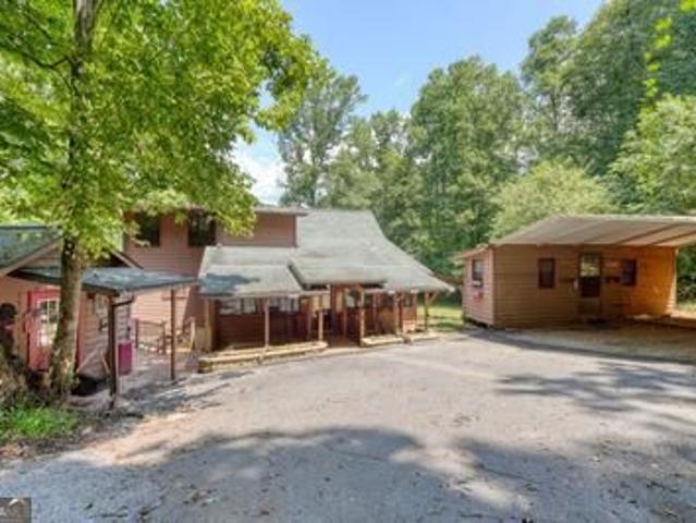 House for sale in Hiawassee, Georgia