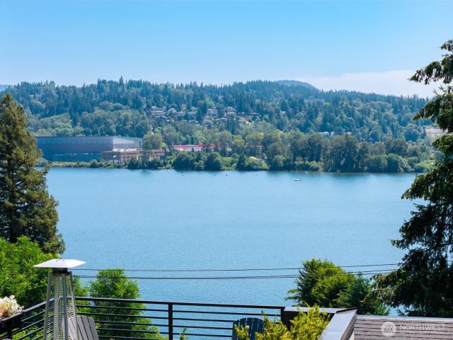 House for sale in Mercer Island, Washington