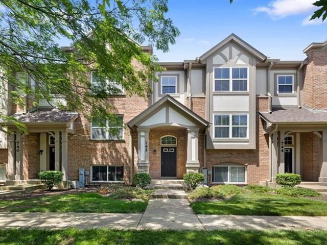 Townhouse for sale in Lake Zurich, Illinois
