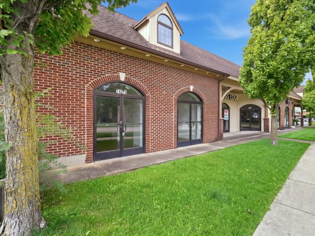 Commercial for sale in Fort Sheridan, Highwood