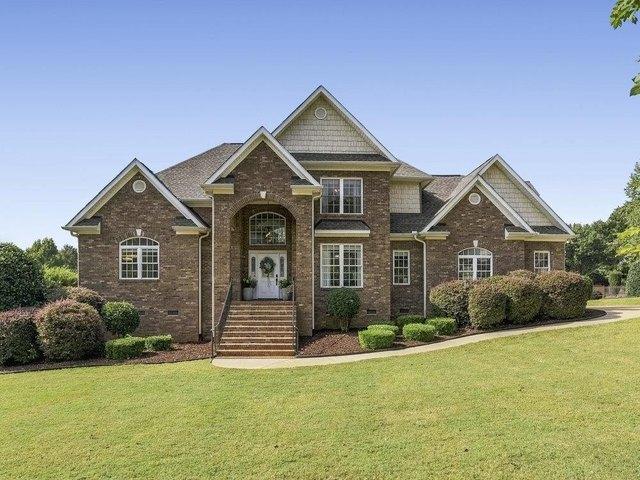 House for sale in Inman, South Carolina