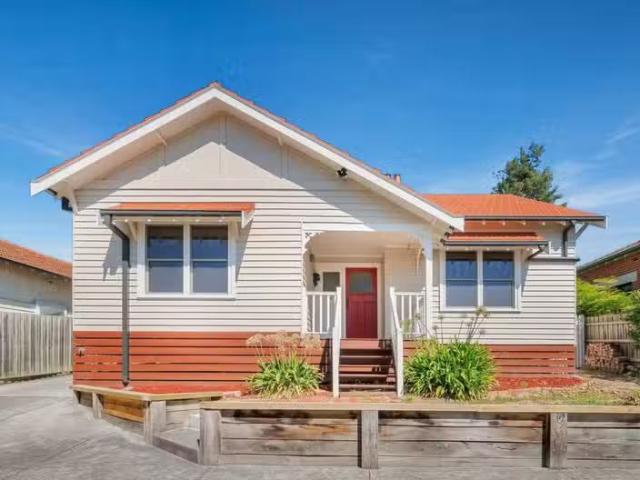 House for rent in Mont Albert