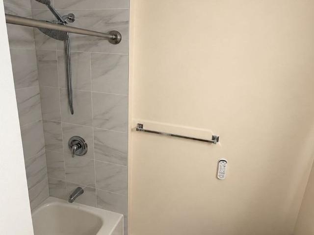 House for rent in Hurontario, Mississauga
