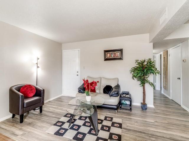 Condo for sale in Dallas, Texas