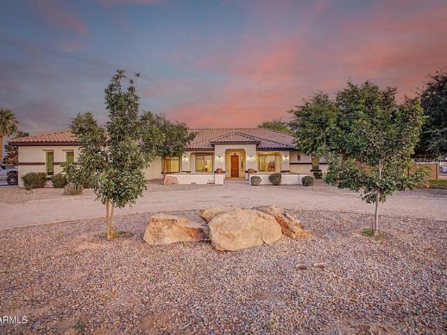 House for sale in Litchfield Park, Arizona