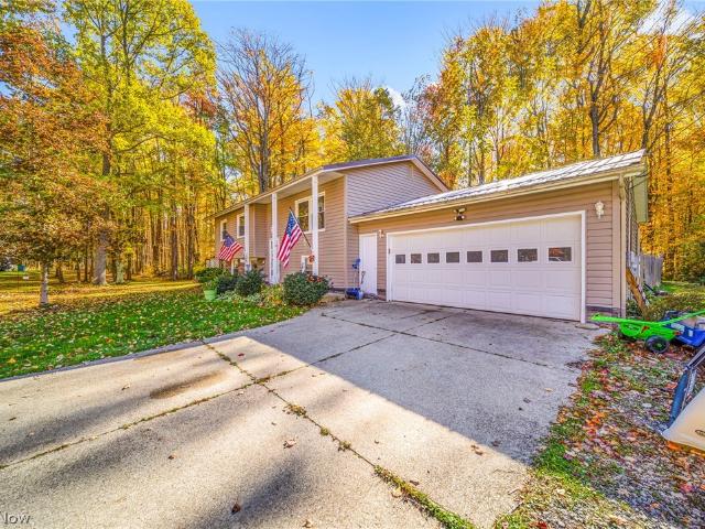 House for sale in North Kingsville, Ohio