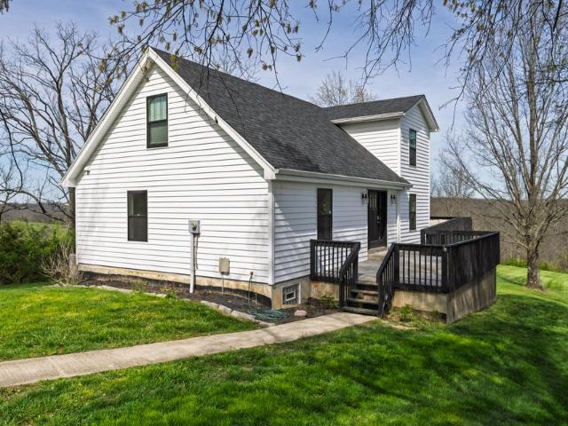 House for sale in Dry Ridge, Kentucky