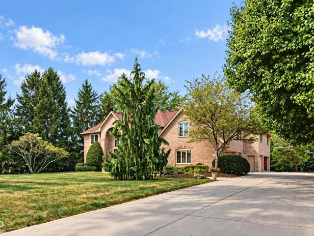 House for sale in New Palestine, Indiana
