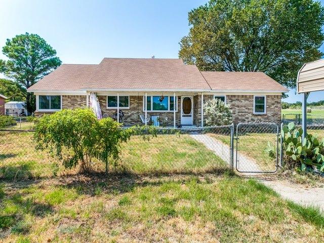 House for sale in Azle, Texas