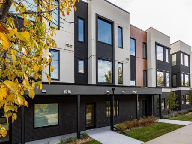 Townhouse for sale in Terwillegar Community, Edmonton