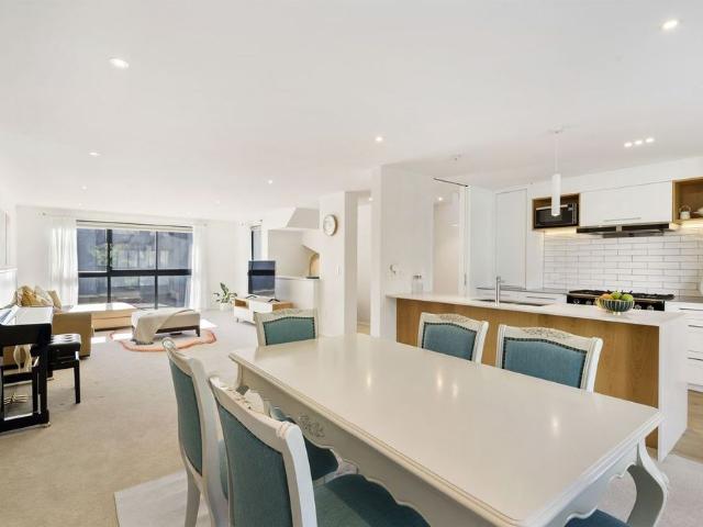 Townhouse for rent in Parnell