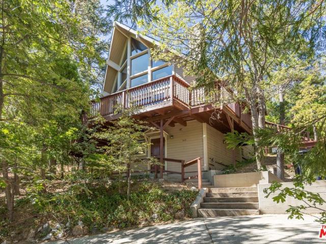 House for sale in Cedar Glen, California