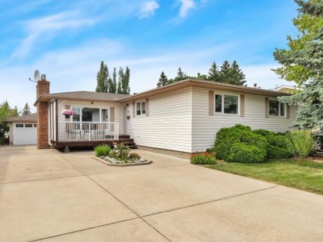 House for sale in Edmonton