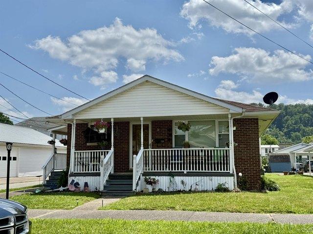 House for sale in Barboursville, West Virginia