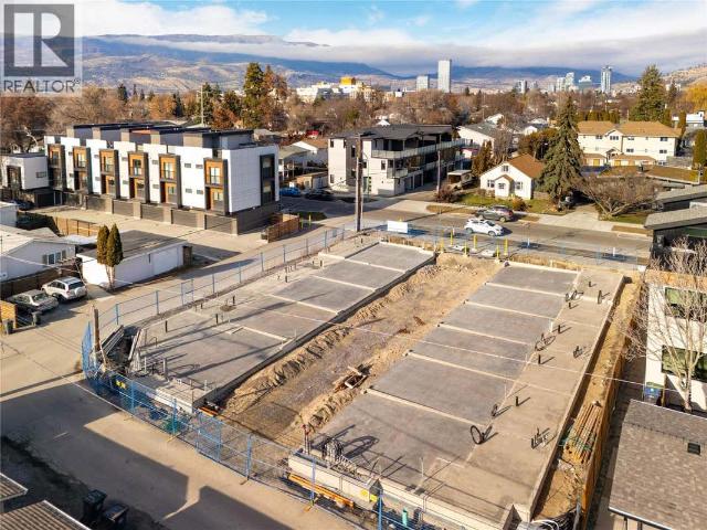 Townhouse for sale in Winfield, British Columbia