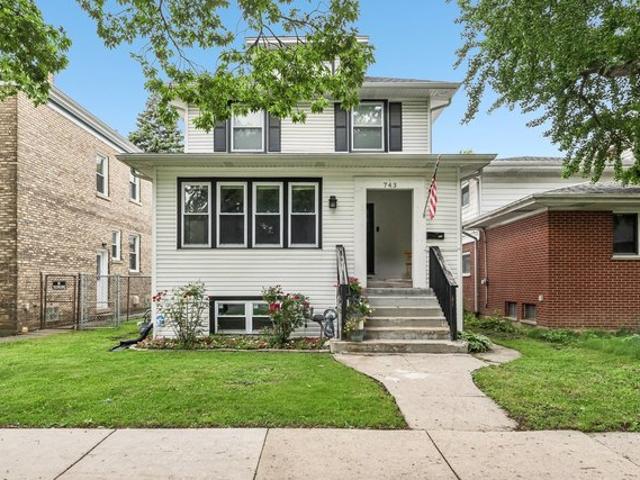 House for sale in Oak Park, Illinois