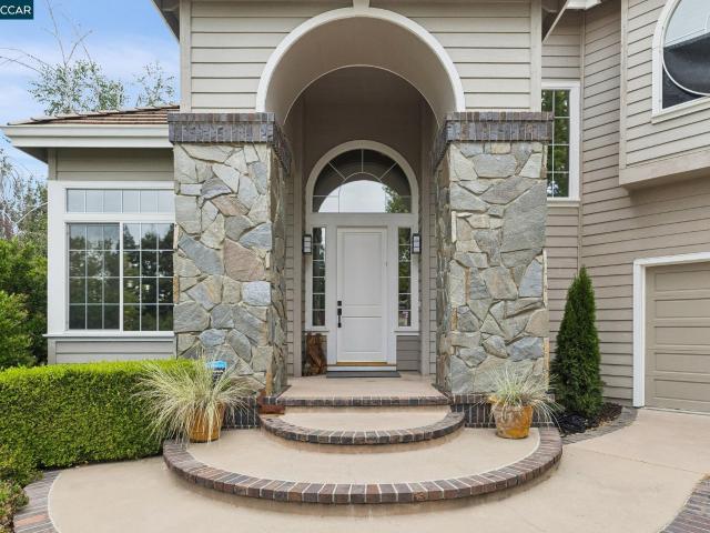 House for sale in Walnut Creek, California