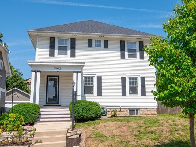 House for sale in Wauwatosa, Wisconsin