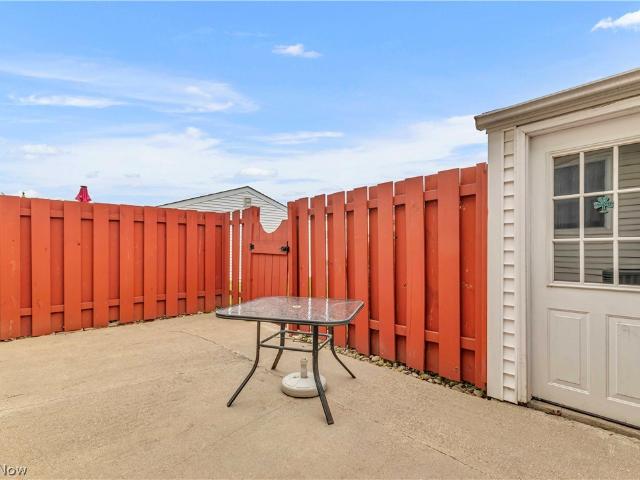 Condo for sale in Mentor, Lake County