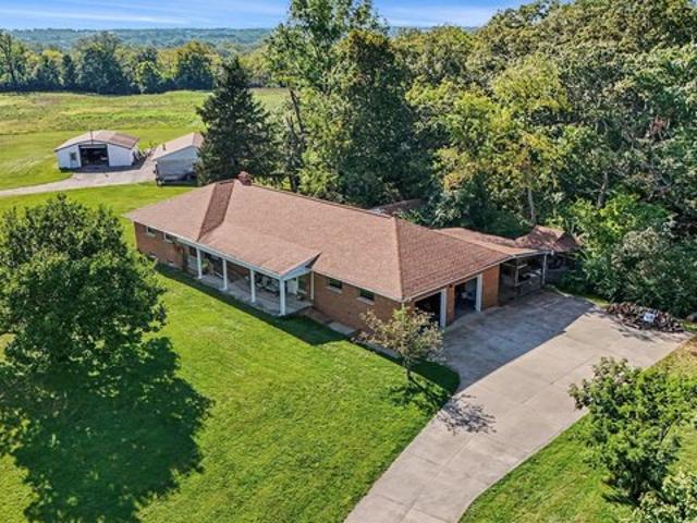 House for sale in Orient, Pickaway County