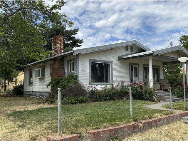 House for sale in Oregonia