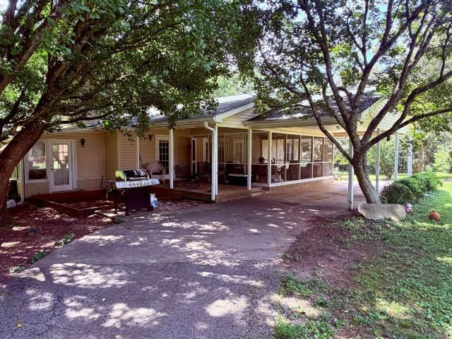 House for sale in Alto, Georgia