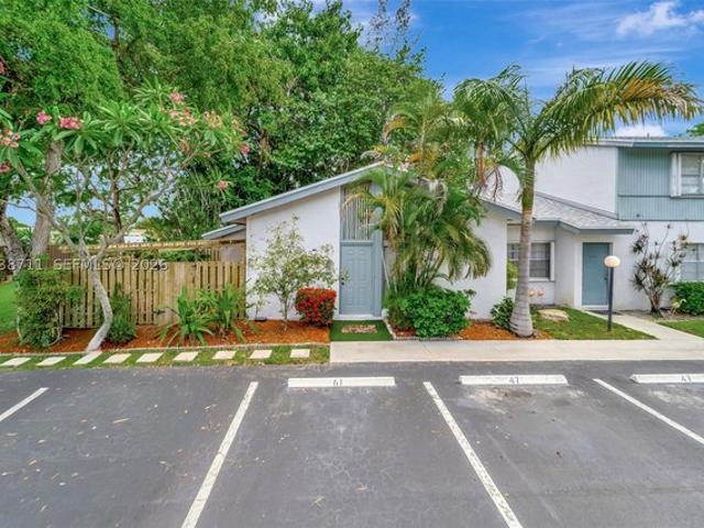 Condo for sale in Plantation, Florida
