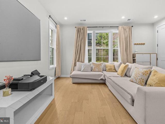 Condo for sale in Union Park at McLean, Pimmit Hills