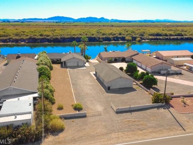 House for sale in Earp, California