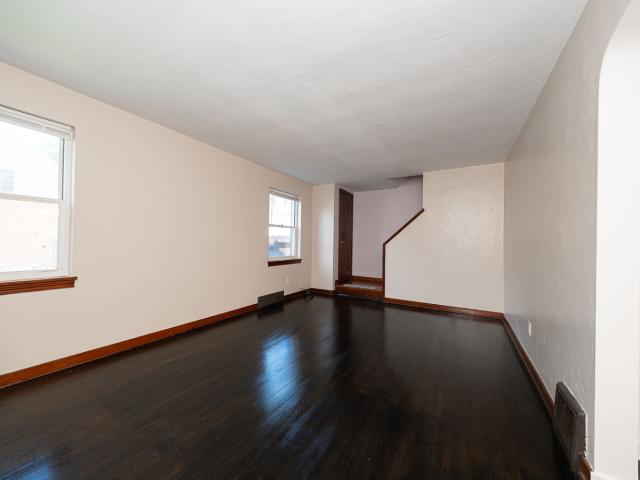 House for sale in Oakmont, Pennsylvania