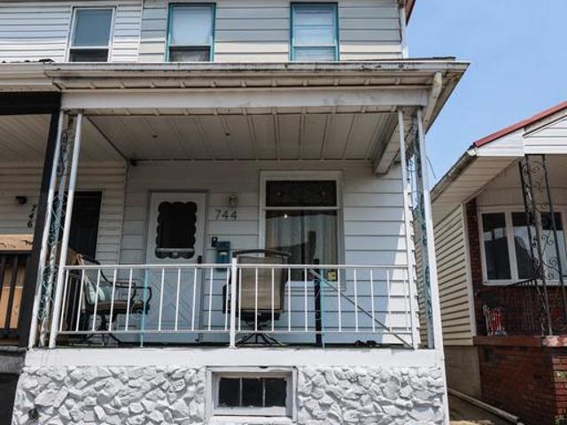 Townhouse for sale in Kulpmont, Pennsylvania