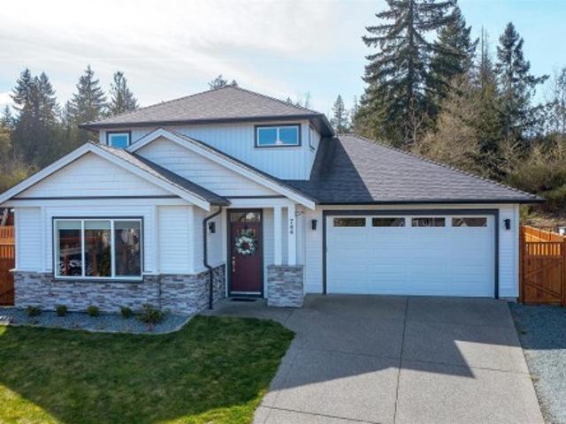 House for sale in Ladysmith, British Columbia