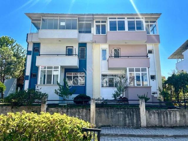 Aliağa, İzmir içerisinde satılık Villa