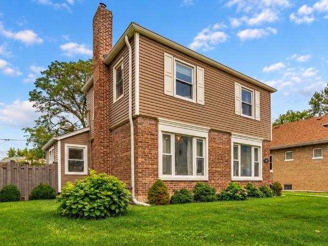 House for sale in Westchester, Cook County