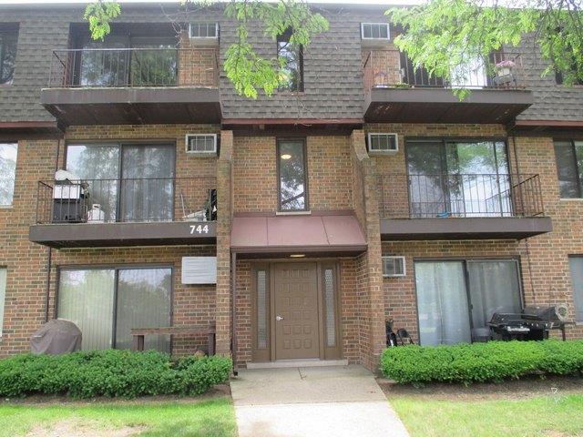 Condo for sale in Addison, Illinois