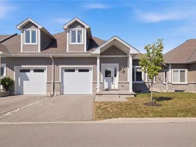 Townhouse for sale in Port Dover, Ontario
