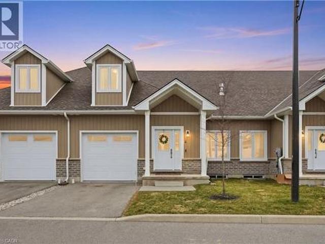 Townhouse for sale in Port Dover, Ontario