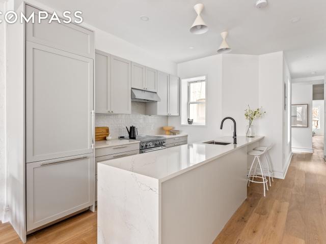 Condo for sale in Arverne, New York
