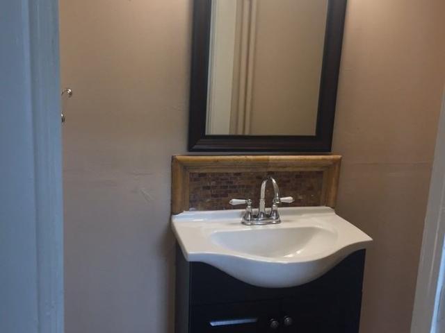 Apartment for rent in Long Beach, California
