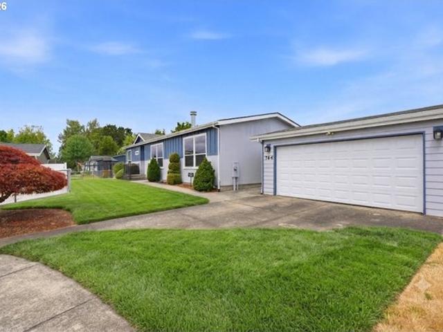 House for sale in Oregonia
