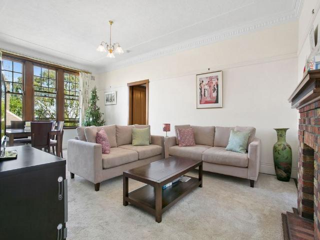 Apartment for rent in Lower North Shore, Sydney