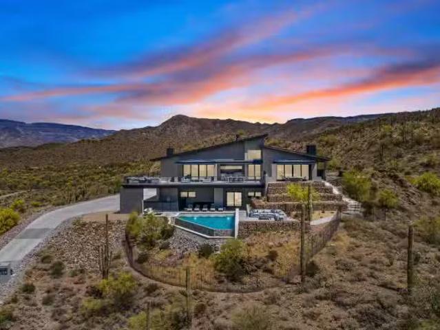 House for rent in Cave Creek