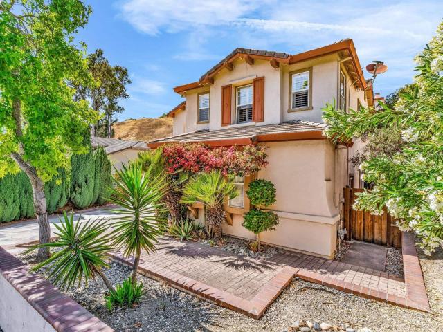 House for sale in Castro Valley