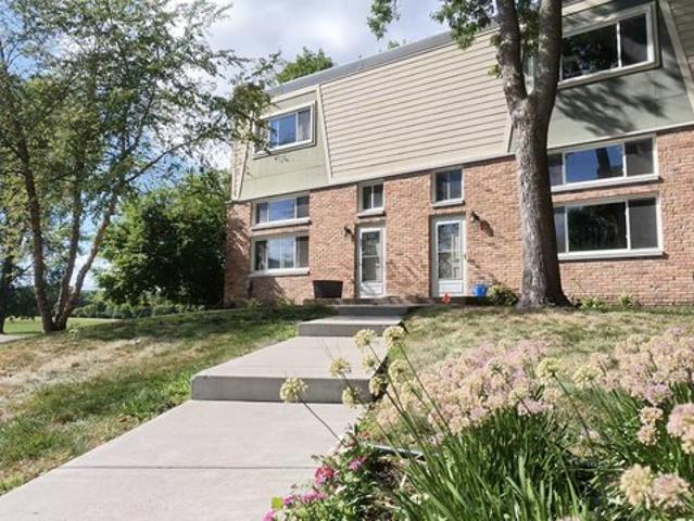 Townhouse for sale in Hennepin, Minnesota