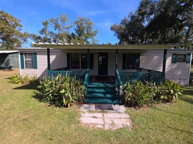 House for sale in Suwannee, Florida