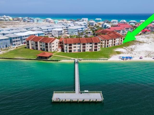 Condo for sale in Navarre, Florida