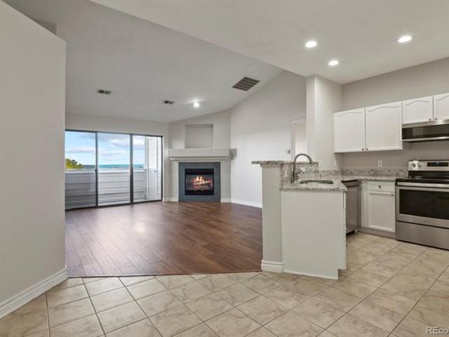 Condo for sale in Arapahoe, Colorado