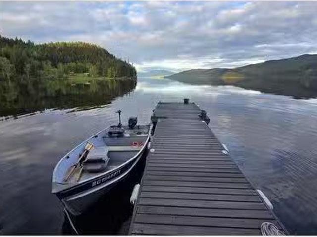 House for sale in Eagle Creek, British Columbia