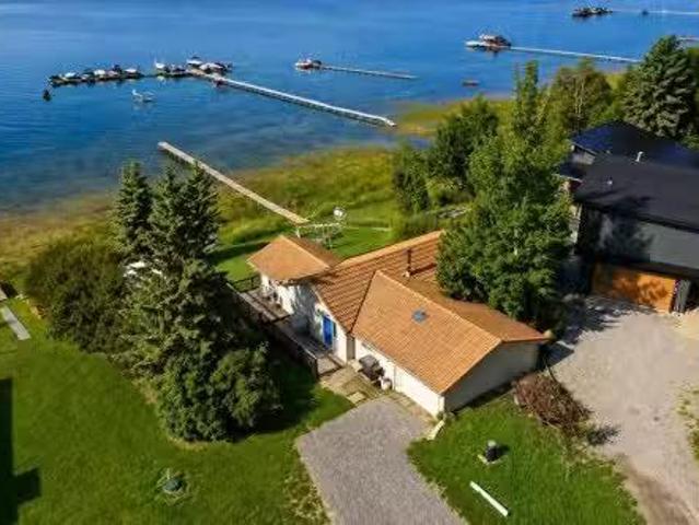 House for sale in Sunbreaker Cove, Alberta